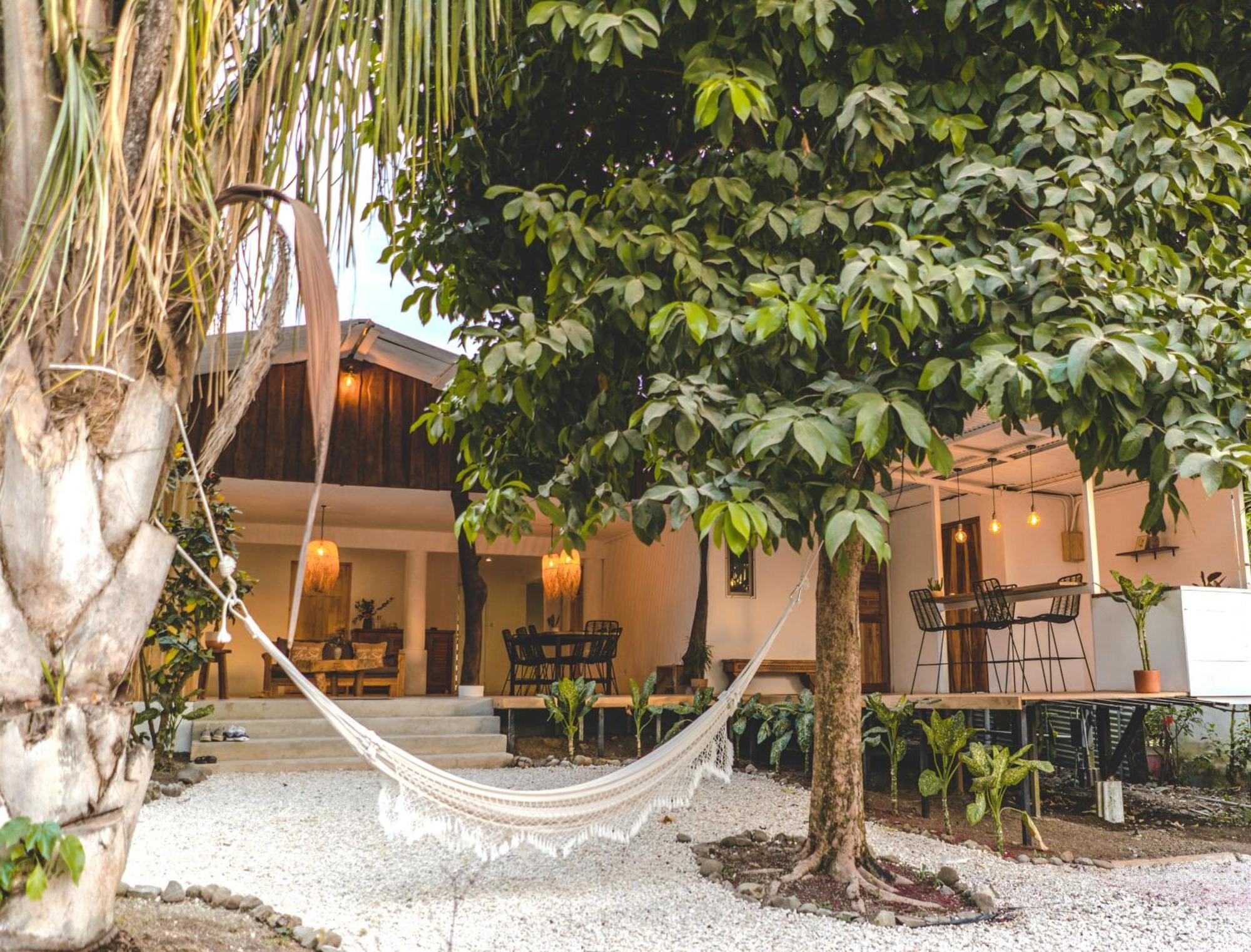 Cuatro Vientos Lodge & Apartments - Mal Pais, Costa Rica Playa Santa Teresa  Exteriör bild